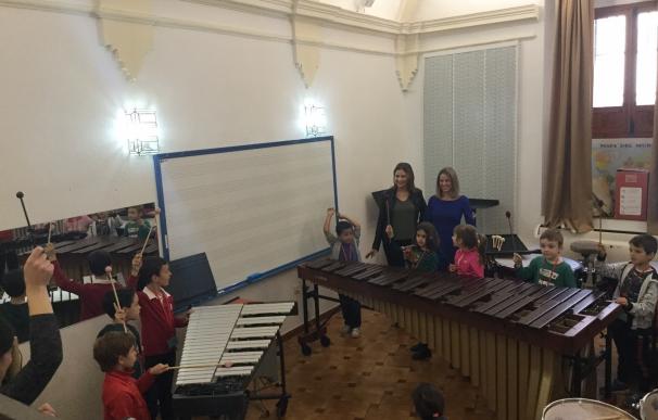 Medio centenar de menores reciben un curso de iniciación a la música de la Fundación Barenboim-Said