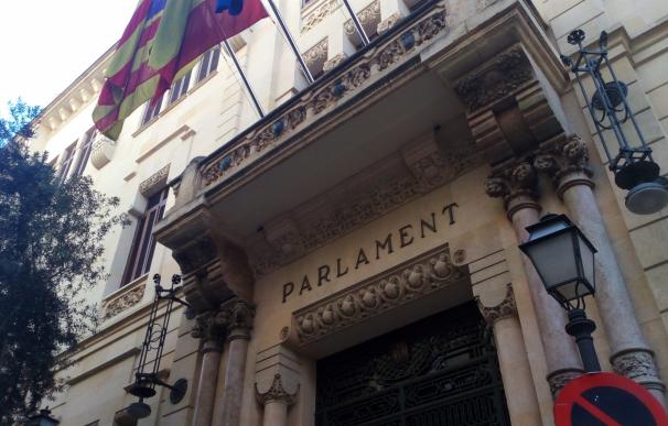 El Parlament balear trasladará al Congreso la prohibición de las prospecciones petrolíferas en el Mediterráneo