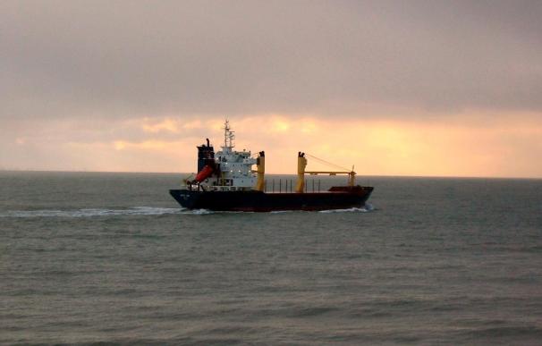 El Arctic Sea anuncia que atracará a las 20:00 horas en el muelle de Las Palmas
