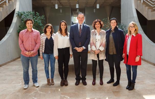 La UPNA y la Universidad de Navarra firman un convenio de colaboración para que sus estudiantes realicen prácticas