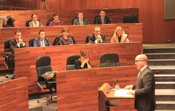 El PP insta al PSOE a reducir el sector público para poder bajar impuestos