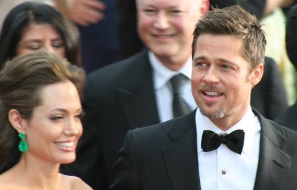 El FBI interroga a Angelina Jolie y a sus hijos
