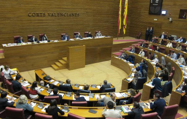 Las Corts abordarán el 25 de abril junto a diputados y senadores valencianos las "acciones valientes" frente a los PGE