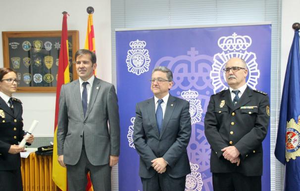 El delegado del Gobierno en Cataluña asegura a los funcionarios que el Gobierno hará respetar sus derechos
