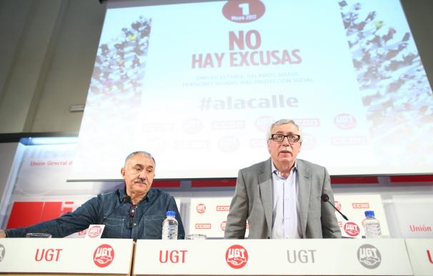 CC.OO y UGT convocan más de 70 manifestaciones en España bajo el lema 'No hay excusas, a la calle'