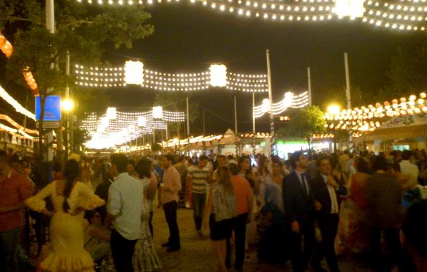 Endesa revisa sus instalaciones para la Feria de Abril, que consume como una ciudad de 50.000 habitantes