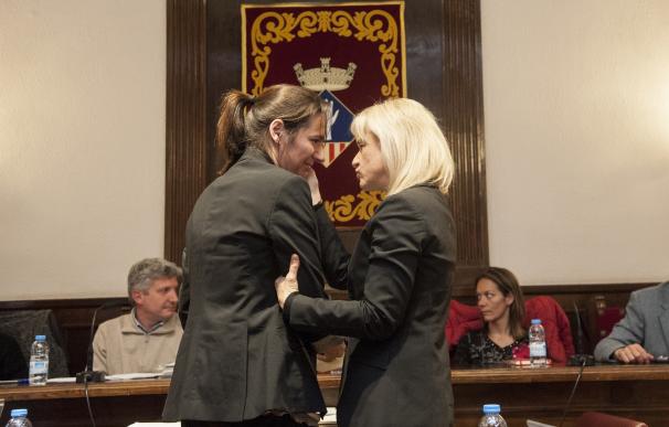 Carme Chacón, primera hija predilecta de Esplugues de Llobregat (Barcelona)
