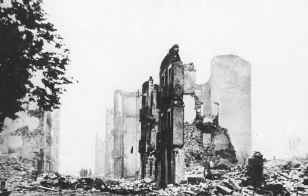 Minuto de silencio en el Congreso por el 80 aniversario del bombardeo de Gernika
