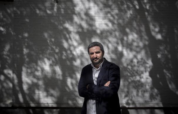Daniel Ruiz García ridiculiza en 'La gran ola' el 'coaching' en empresas: "Hay un chamanismo con corbata legitimado"