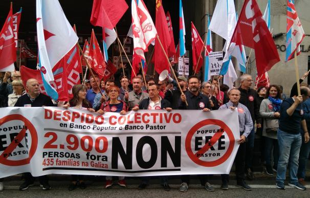 Un total de 298 trabajadores de Popular y Pastor se adhieren al ERE en Galicia tras pedir la baja voluntaria 370