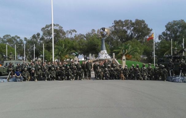 Un total de 400 militares, helicópteros y fuerzas de apoyo realizan en Alicante ejercicios presididos por Felipe VI