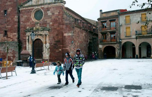Protección Civil alerta por nieve en Madrid, Aragón, Murcia, Extremadura y Comunidad Valenciana