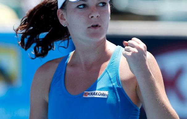 Radwanska contiene a Peng y llega a cuartos de final en el Abierto de Australia