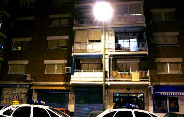 Aparece muerto en su casa de Madrid hombre de 72 años con signos de violencia