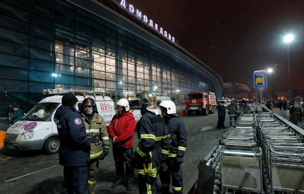 Más de treinta muertos en un atentado terrorista en el mayor aeropuerto de Rusia