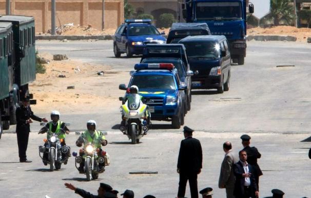 Al menos un cristiano muerto y cinco heridos por disparos de un policía en Egipto