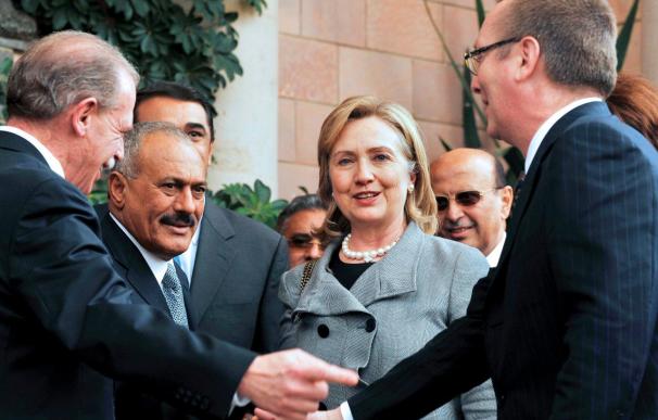 Clinton analiza con el presidente yemení la amenaza de Al Qaeda para sus países