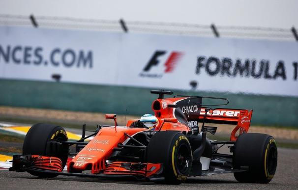 (Previa) Alonso vuelve a su aciaga realidad contemplando de lejos el duelo Hamilton-Vettel
