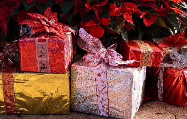 El exceso de regalos en Navidad sobreestimula a los niños y puede reducir su nivel de tolerancia a la frustración