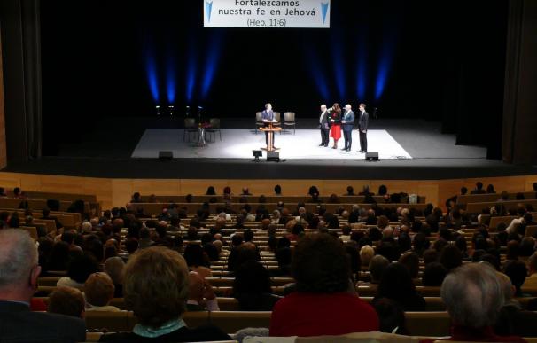 Alrededor de 1.000 personas acuden a la asamblea de circuito de los testigos cristianos de Jehová en Riojaforum