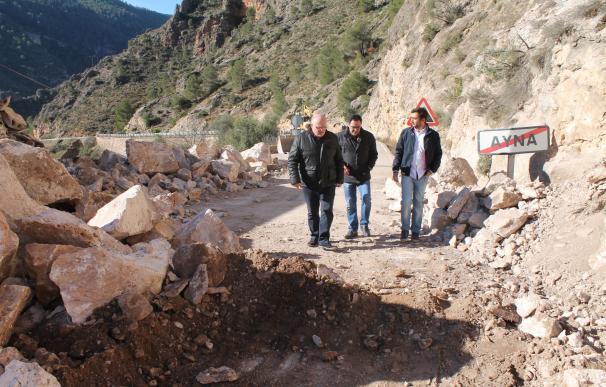La Junta buscará soluciones para sufragar los daños causados el desprendimiento de piedras en Ayna (Albacete)