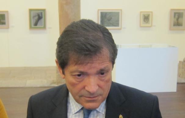 Javier Fernández exige a Rajoy "ancho ibérico" para que las mercancías "pasen por los túneles de Pajares"