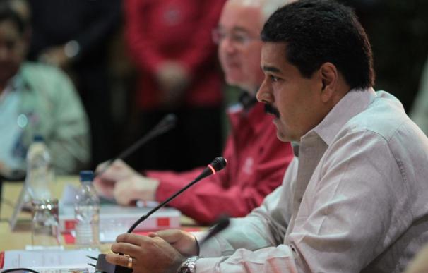 Vicepresidente de Venezuela, Nicolás Maduro, llega a Cuba para ver a Chávez