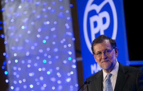 Rajoy dice que el PP ya está recuperando votos frente a los nuevos "adanes" que los pierden "cuánto más se les conoce"