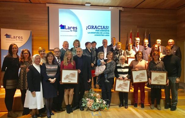 Lares La Rioja celebra la I edición de sus premios a profesionales, voluntarios, residentes, empresas e instituciones