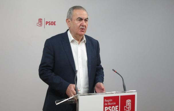PSOE pide a Cs que no esconda a Pedro Antonio Sánchez "bajo las alfombras de la Asamblea" y le obligue a dejar su acta