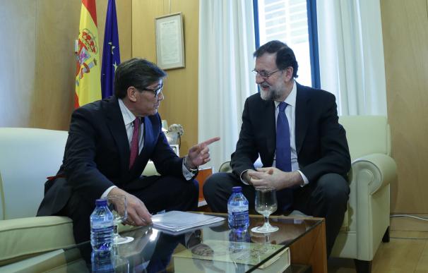 Aliaga (PAR) afirma que "los proyectos hay que ejecutarlos" y pide a Rajoy que los agilice