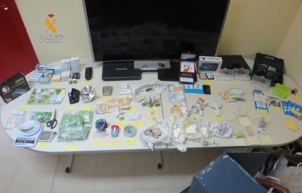 Dos detenidos en Salamanca con más de 5.500 anfetaminas, 600 gramos de cocaína, 400 de cristal y otras drogas