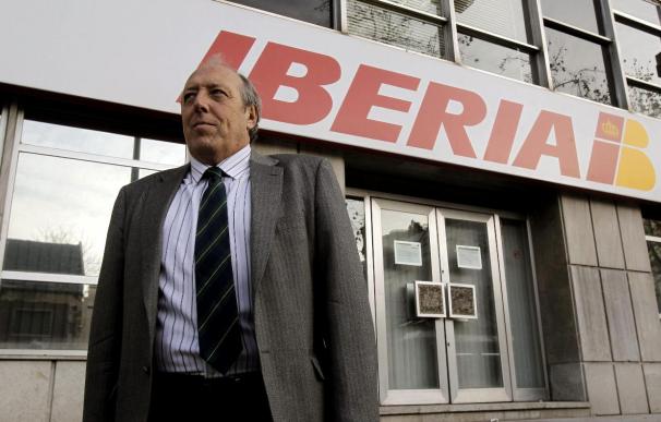 Los pilotos ofrecen a Iberia una reducción salarial del 26 por ciento