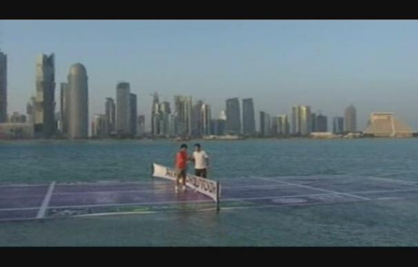 Nadal y Federer, sobre las aguas del Golfo Pérsico