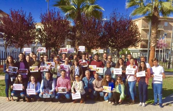 Jóvenes granadinos presentan un grupo de apoyo a la candidatura de Susana Díaz a la Secretaría General del PSOE