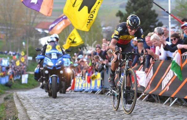 Gilbert se exhibe en el Tour de Flandes tras marcharse en solitario a 55 kilómetros del final