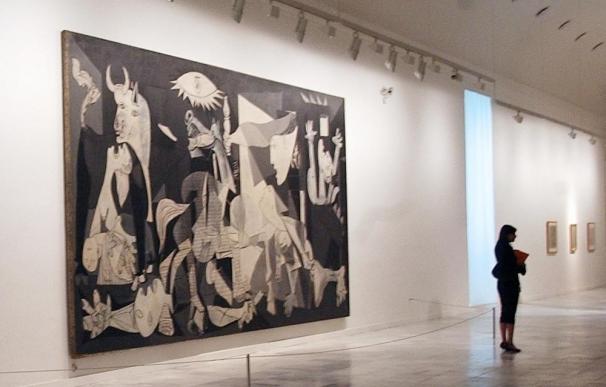 El Reina Sofía inaugura mañana una exposición por los 80 años del Guernica, que requiere trabajos de conservación