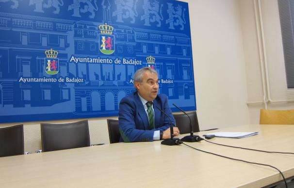Francisco Javier Pizarro entrará en el Ayuntamiento de Badajoz en sustitución de Germán López Iglesias