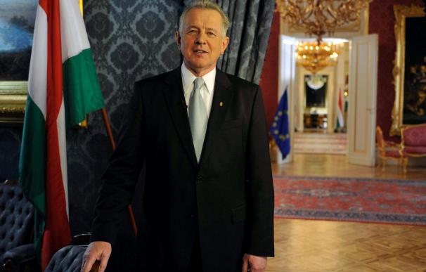 Schmitt examinará hoy con el rey y Zapatero las prioridades húngaras al frente de la UE
