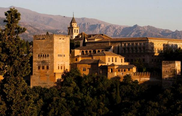 La Alhambra, el monumento más visitado en 2010 con 3,3 millones de turistas