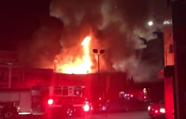 La Policía confirma 24 muertos en el incendio de Oakland y avanza que la cifra de fallecidos va a aumentar