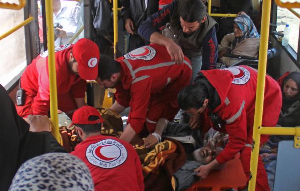 Al menos 70 muertos en un atentado contra un convoy de evacuados en Alepo