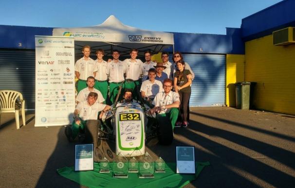 Estudiantes de la UPC de Terrassa se imponen con su coche eléctrico en la Fórmula SAE Australasia