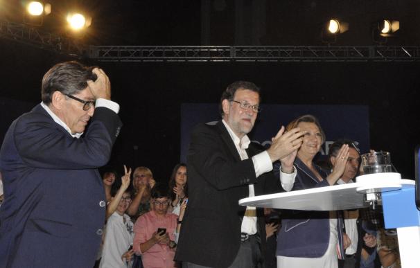 PP y PAR constatan la vigencia del acuerdo electoral en un encuentro con Rajoy en La Moncloa