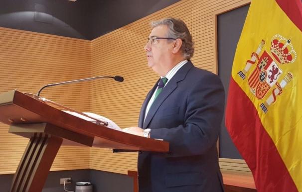 Zoido ve un "gran logro" que se imponga la posición de España sobre Gibraltar: "Seguiremos trabajando con discreción"