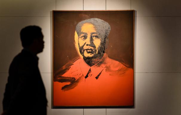 Subastan un retrato de Mao realizado por Warhol por 12 millones de euros