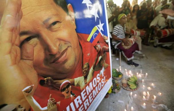 Chávez recibe a parte de su gabinete en Cuba, según el vicepresidente