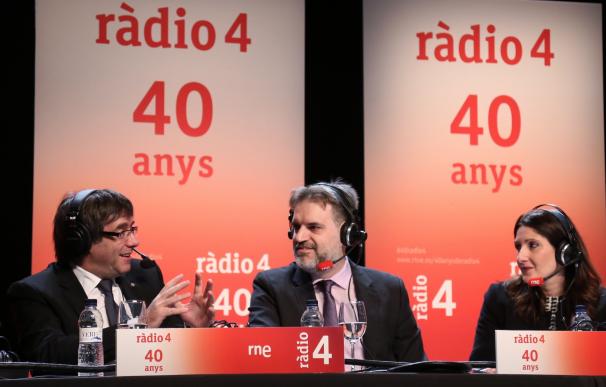 Puigdemont mantiene convocar el referéndum "como muy tarde" antes de terminar septiembre