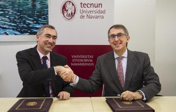 Cinfa y la Universidad de Navarra firman un convenio para reforzar la formación de los estudiantes de ingeniería