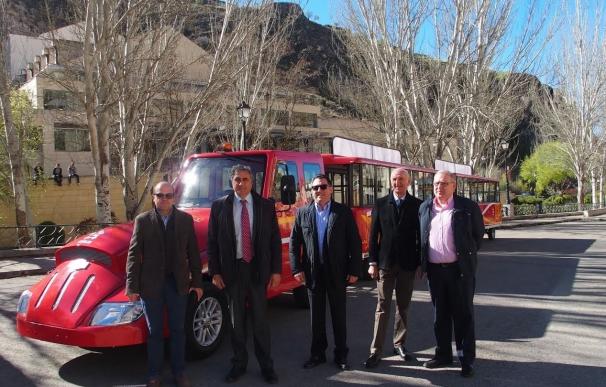 Cuenca se dota de un tren turístico, que de momento prestará servicio los fines de semana a un precio de siete euros